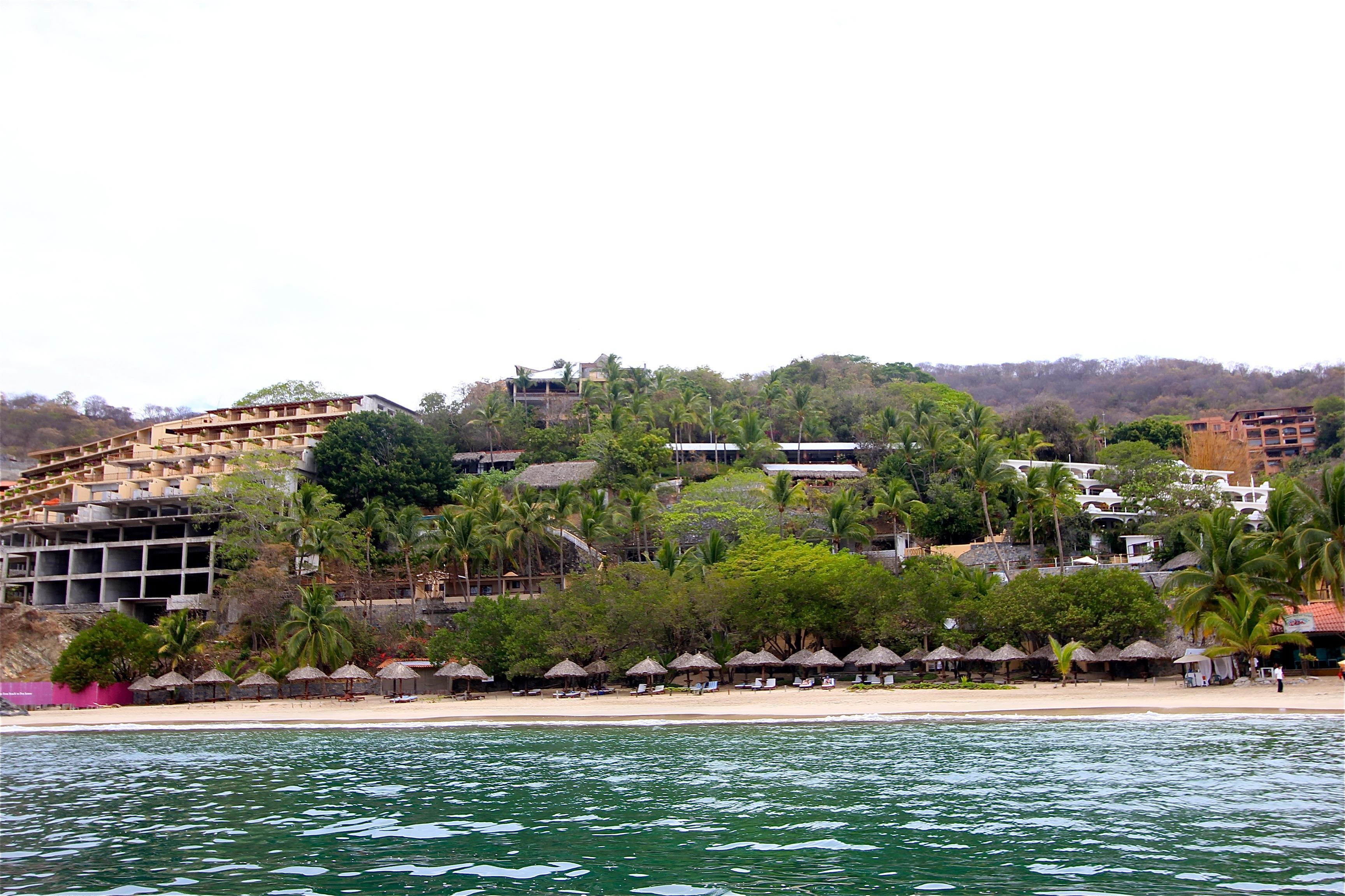 Hotel Catalina Beach Resort ซีฮัวตาเนโค ภายนอก รูปภาพ